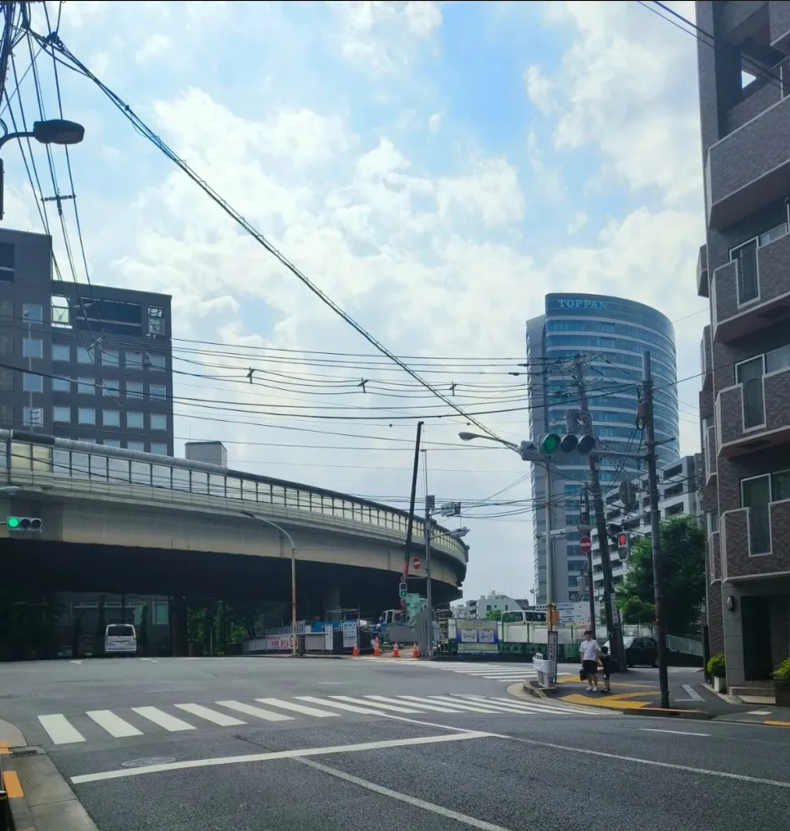 周边环境1.png
